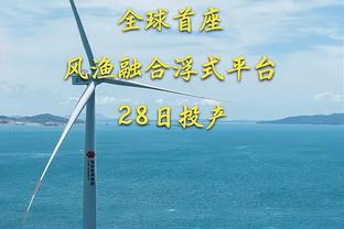 上季掘金夺冠功臣杰夫-格林今日现场观战 并与马龙约基奇等人致意