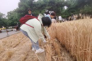 平托：没人能贬低穆帅对罗马的影响，他曾午夜冒着大雪给球迷签名